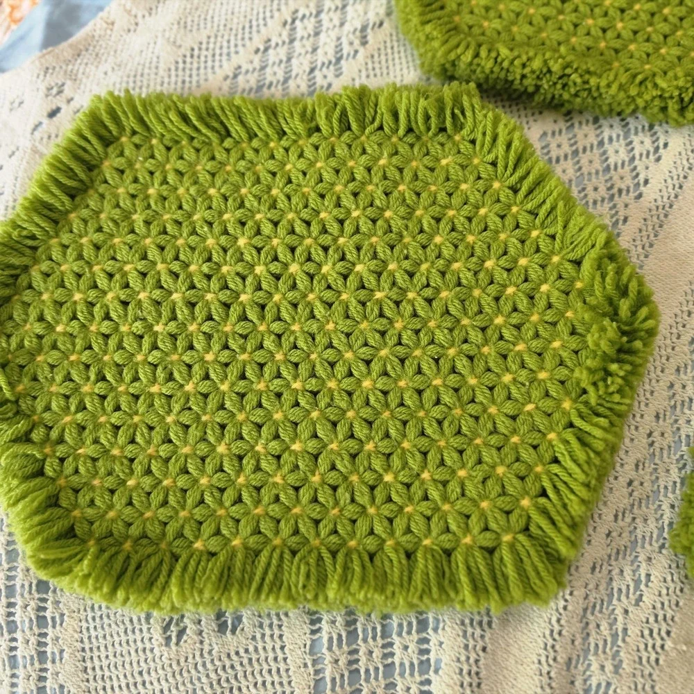 4‎ VTG Handmade Crochet Hot Pads Pot Holders Trivets Placemats Retro Kitchen